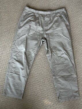 Converse Men’s Tan Pants